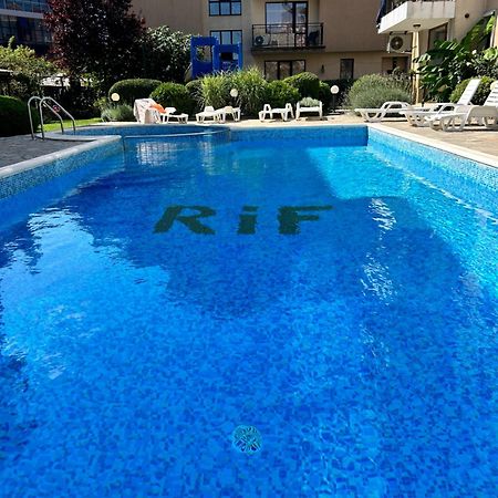 Голям Апартамент С Прекрасна Гледка Кьм Морето Ravda Kültér fotó